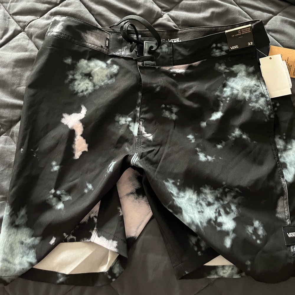 Vans board shorts